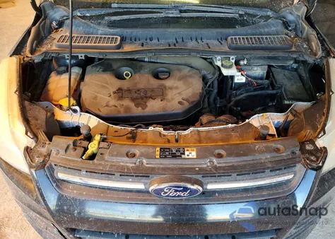 2014 Ford Escape Titanium z USA, uszkodzony, nr VIN 1FMCU0J99EUD07483